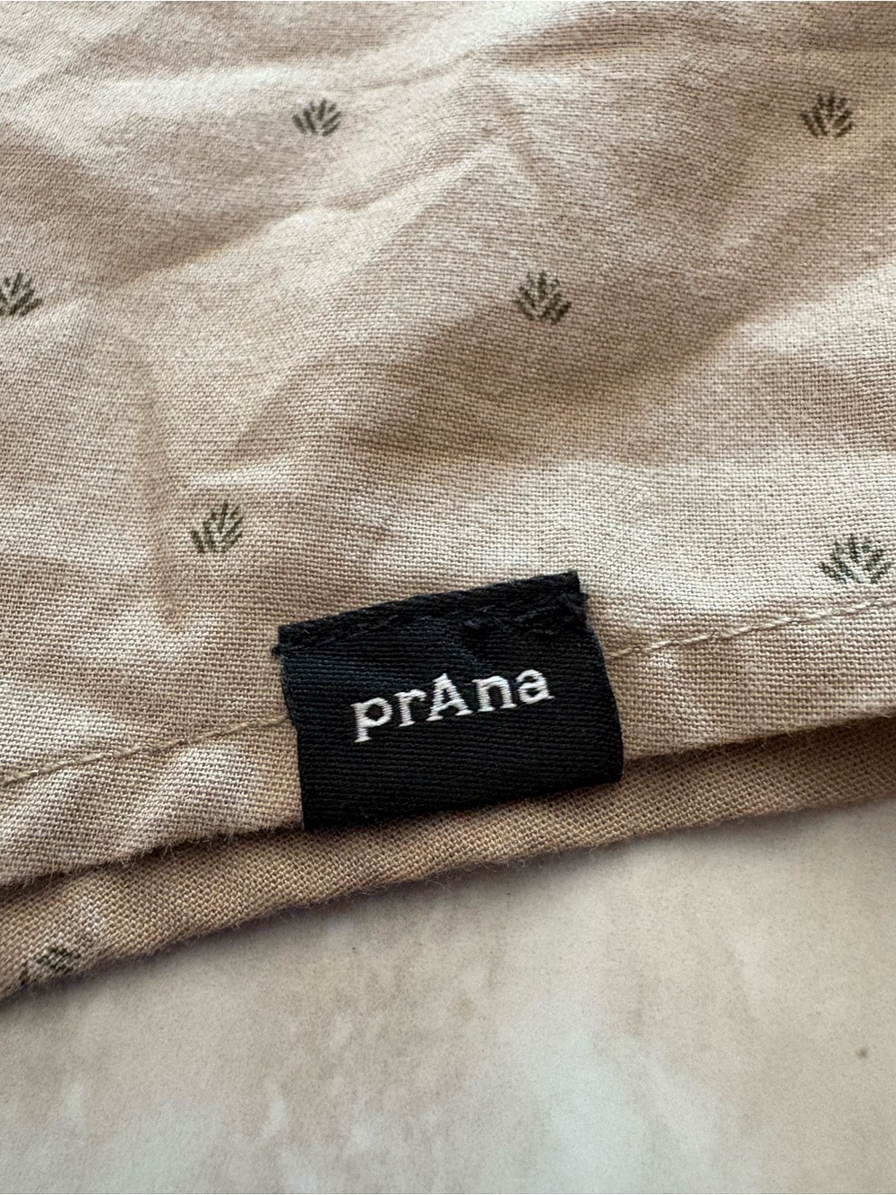 Prana Men’s Tinline Sandbar Agave Tan Organic Cotton Button-Down Shirt - Picture 3 of 5